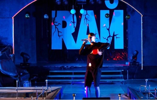 Фото- видео отчет концерта Тима Белорусских в Барановичскои клубе Рай